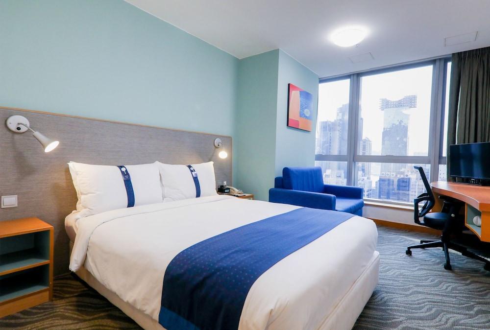 Hotel Express Causeway Bay By Ihg